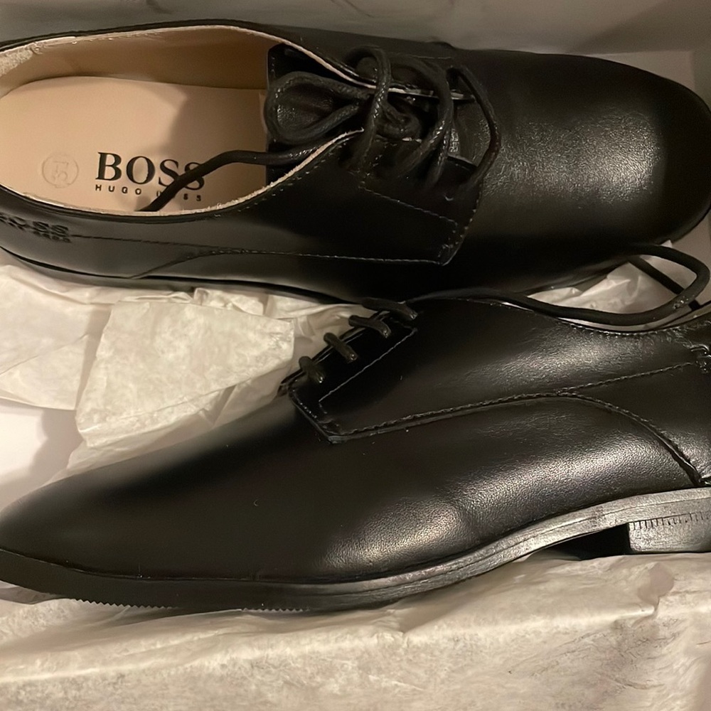 Hugo boss boys shoes